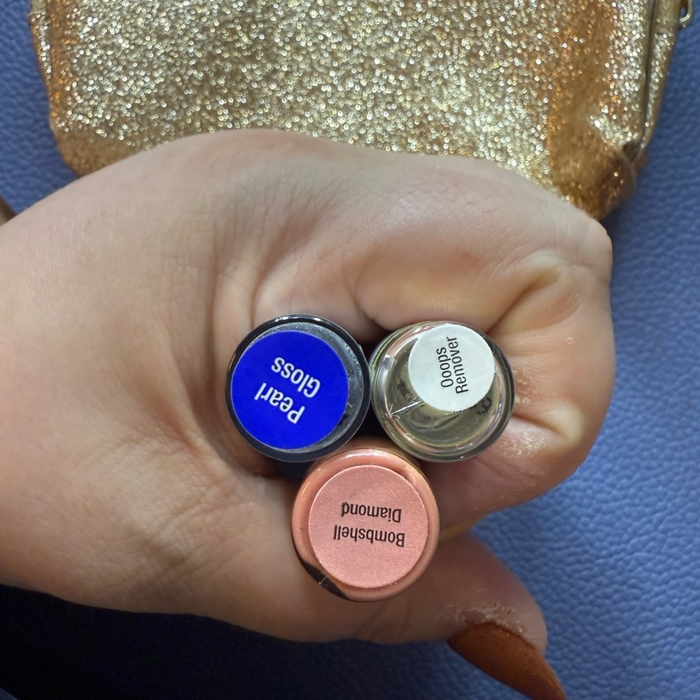 LipSense Lipstick BOMBSHELL DIAMOND Set with Gold Pouch - Picture 2 of 4